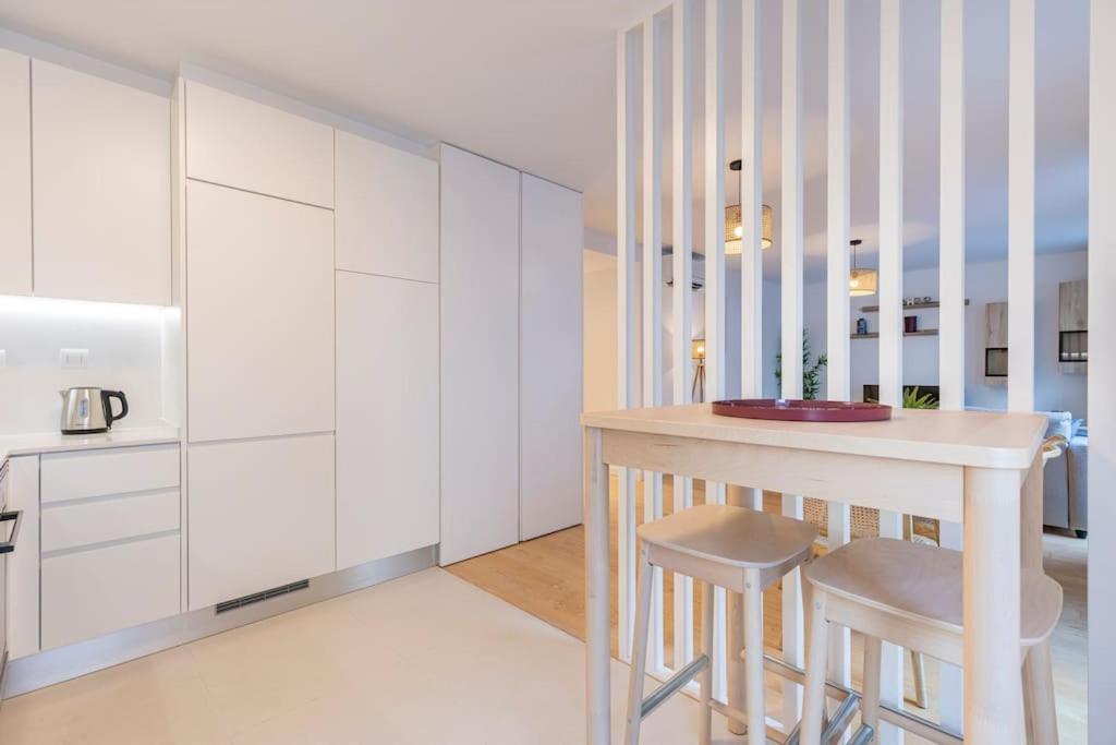 Campolide Lovely 2 Bedroom By Innkeeper Lisbon Exterior photo